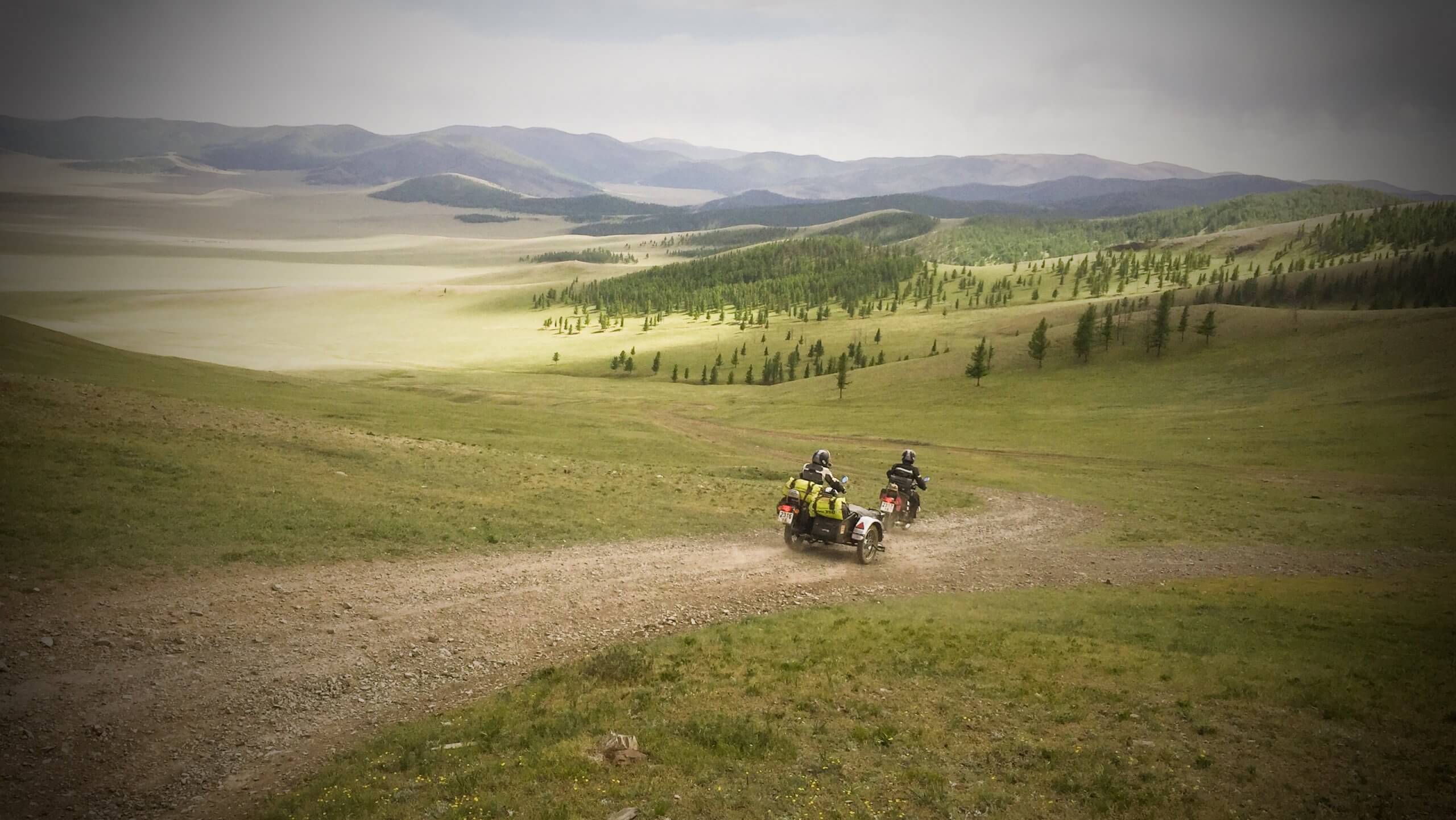 La Mongolie en side-car épisode 2. Une incroyable épopée en compagnie de Jorian Ponomareff.