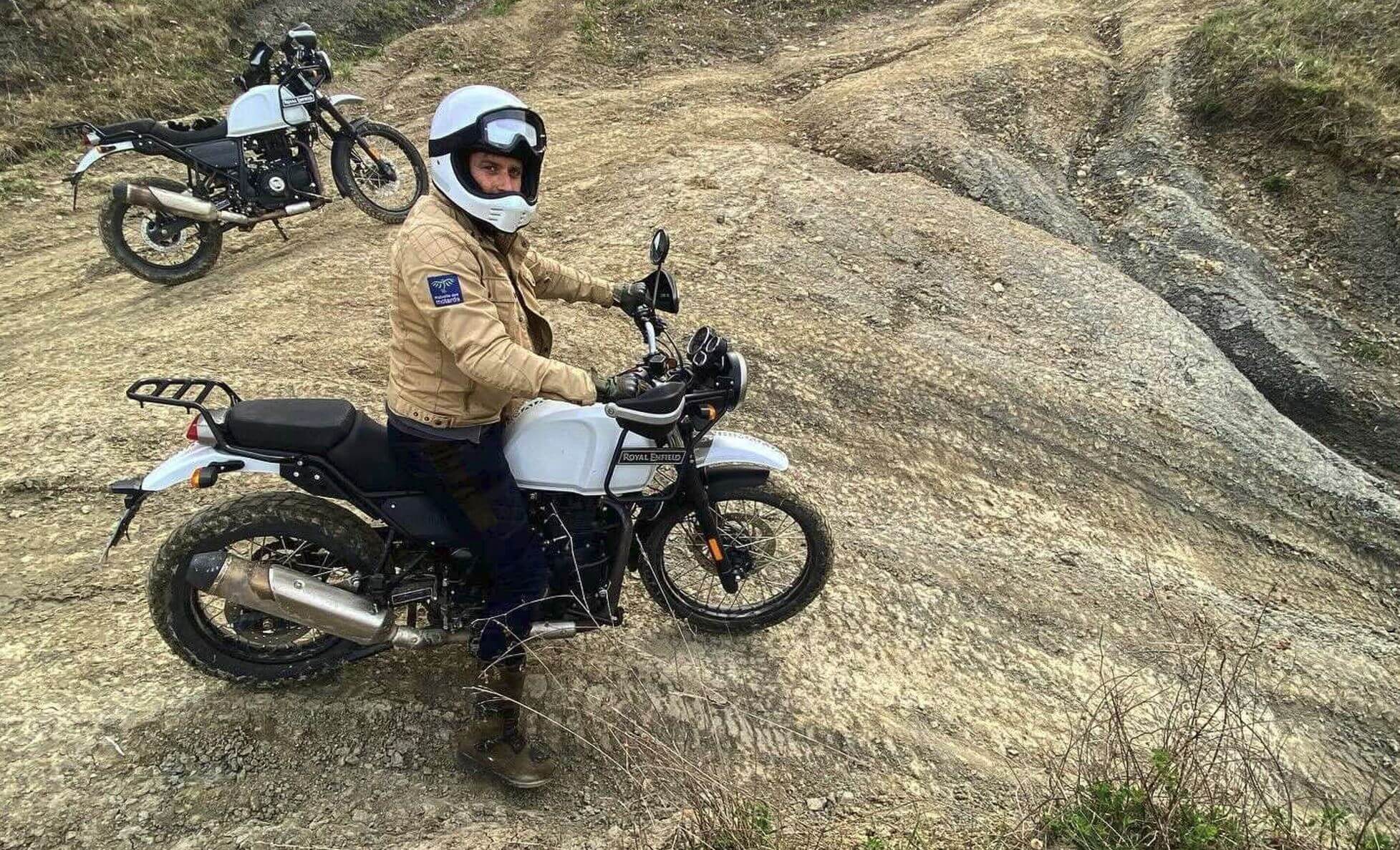 Stage de pilotage Vintage Rides dans le Beaujolais