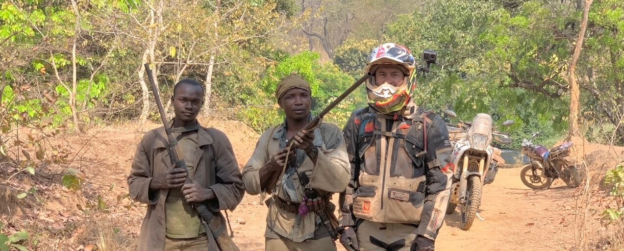 Voyage à moto : Kap2Cap ► Part 2 ► Lolo ► La Guinée