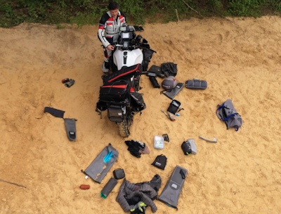 TUTOS VOYAGE MOTO ► EP3 ► MON SET-UP EQUIPEMENT SUITE ► GAGNER OU PERDRE DU POIDS ?